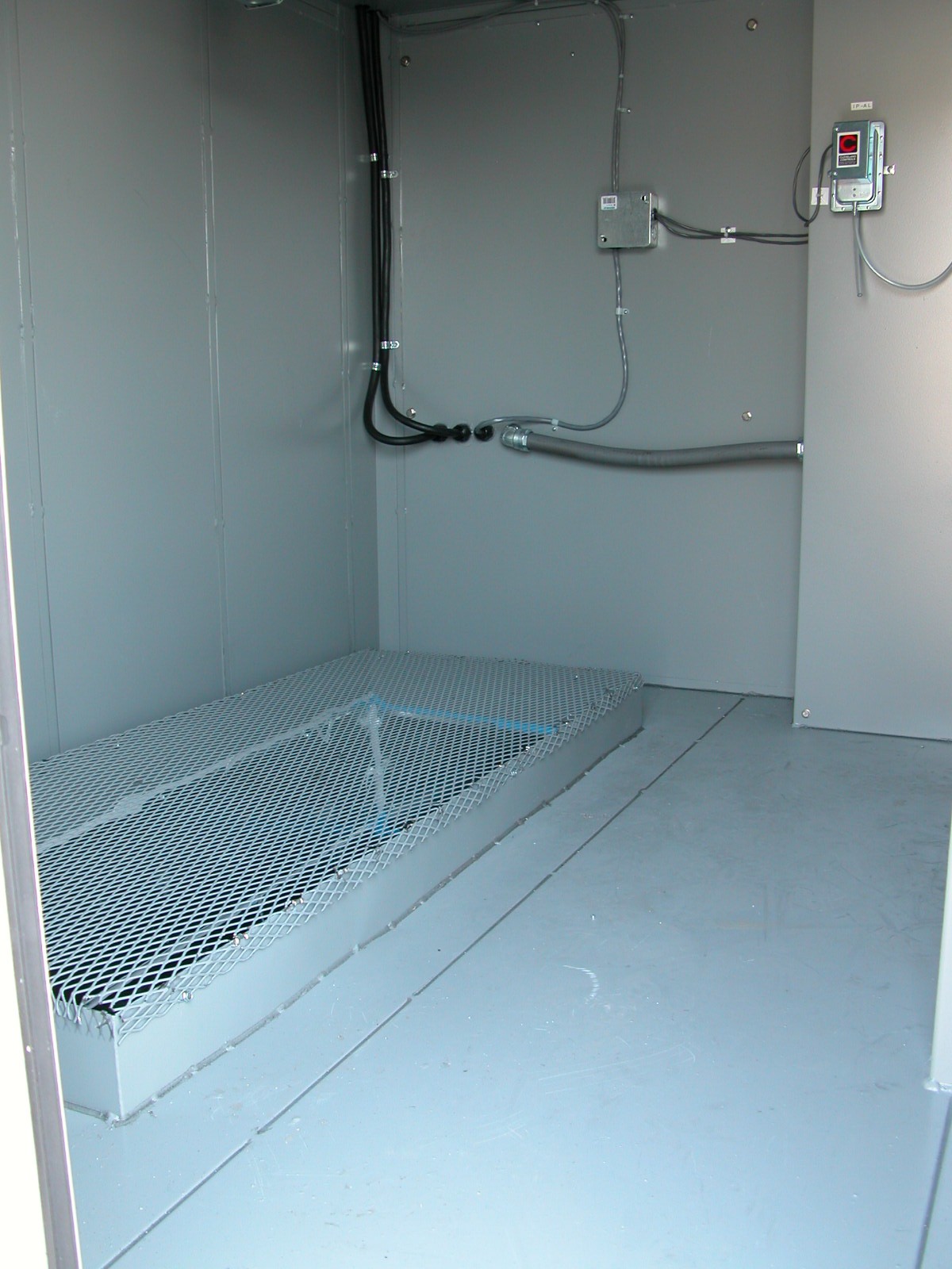 Pl�num d'alimentation d'air ext�rieur pr�-chauff� vers la cuisine